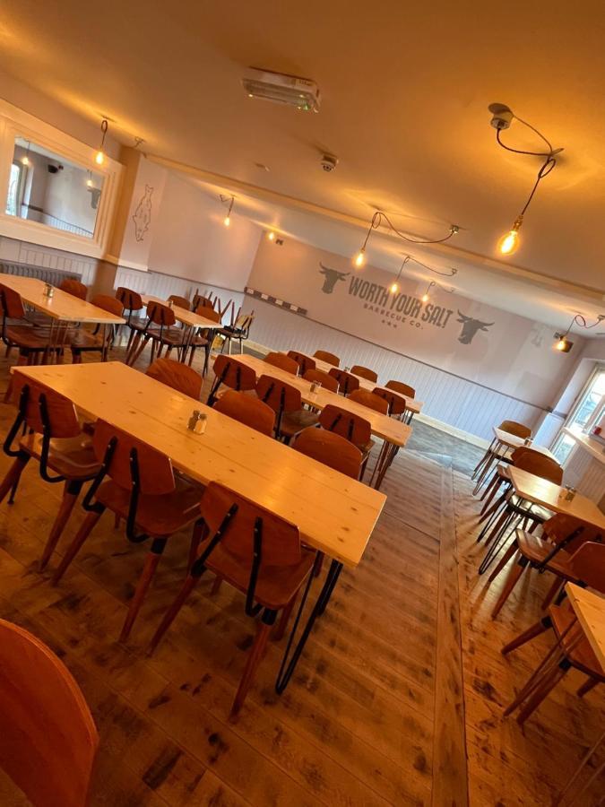 Hampton Hotel & Restaurant Llandrindod Wells Exterior photo